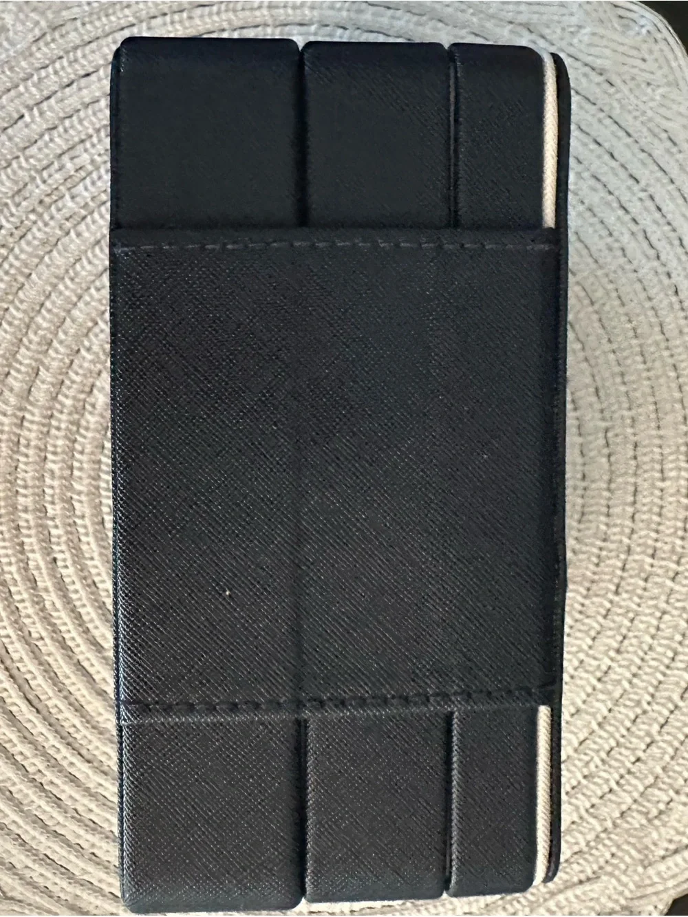 ⭐️NWOT⭐️ Navy Travel Jewelry Box with White Snap Strap